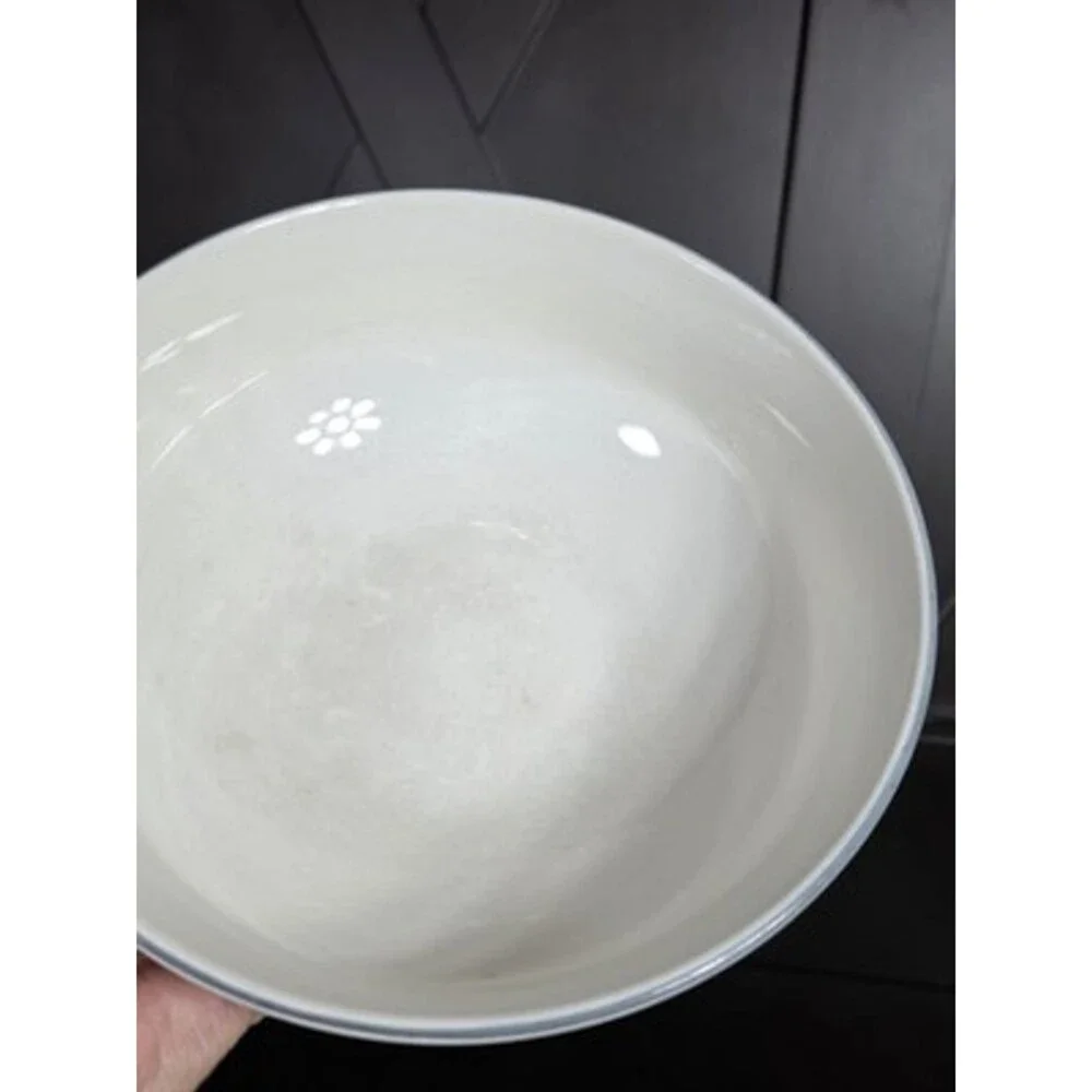Mikasa Vintage Continental Silk Flowers Ceramic Serving Bowl.       8 1/2